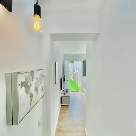 Apartment Lafrenchtouch - Coqueto Apartamento Con Terraza *